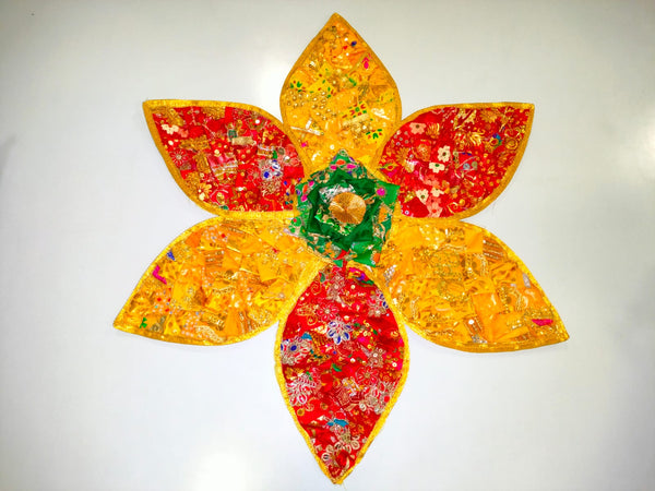 FLOWER ARTIFACT WALL HANGING
